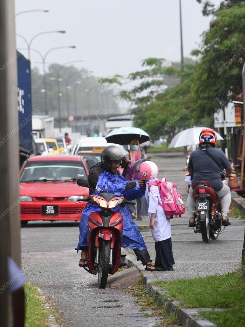 HARI TERAKHIR PERSEKOLAHAN