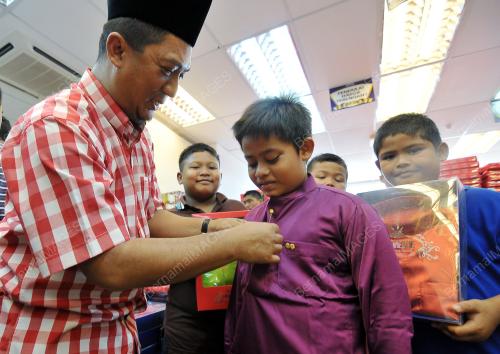 KD03_06062016_BAJU_RAYA