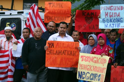 KD03_06092012_BANTAHAN