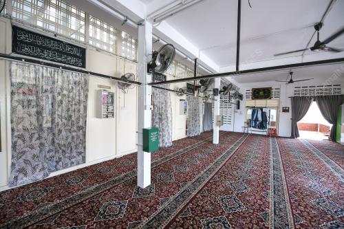 MASJID CHANGLUN