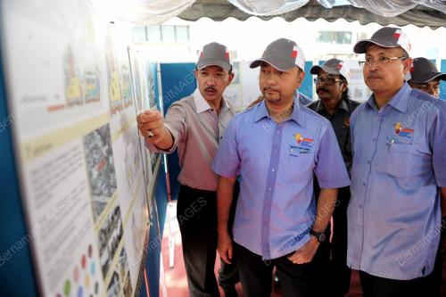 KD03_08022015_MUKHRIZ