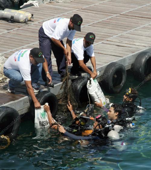 PAYAR BEACH AND REEF CLEAN-UP 2005