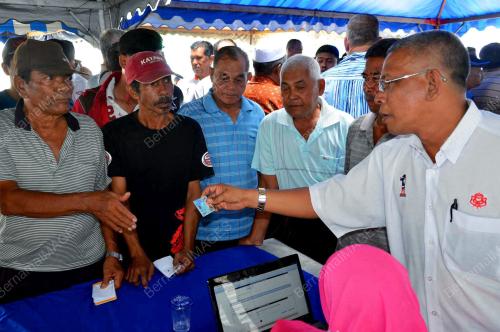KD03_12012014_UMNO_BR1M