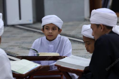 BULAN RAMADAN 2024