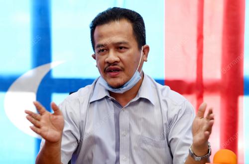 AZMAN NASARUDDIN
