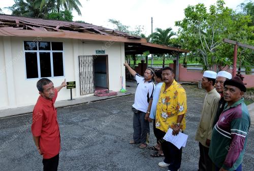 KD03_12062013_RIBUT_MASJID
