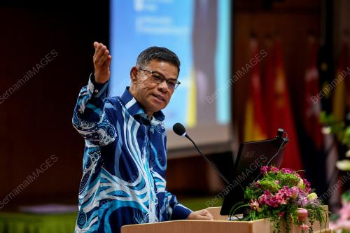 DATUK SERI SAIFUDDIN NASUTION ISMAIL