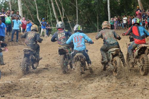 TREK SUKAN MOTORCROSS DI BALING