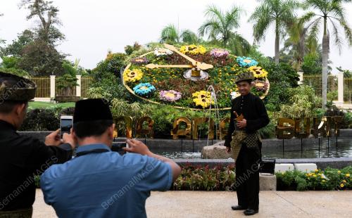 KD03_12122016_BERGAMBAR