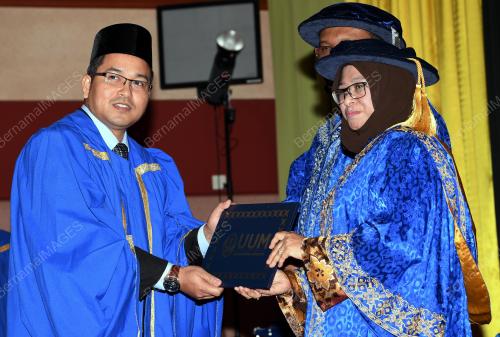 KD03_13012018_UUM_DPLOMA