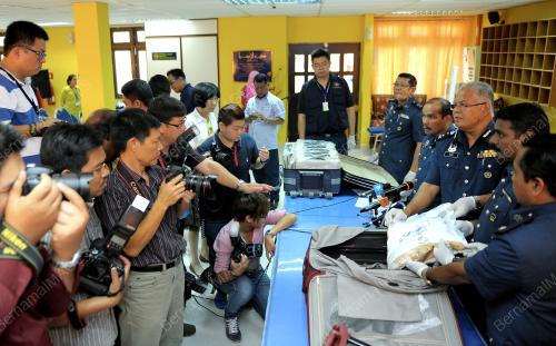 KD03_13032013_KASTAM