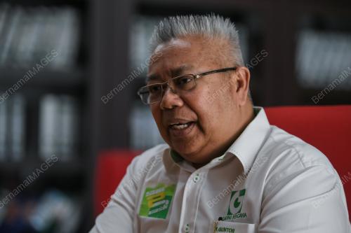 DATUK MUHAMAD GUNTOR MANSOR