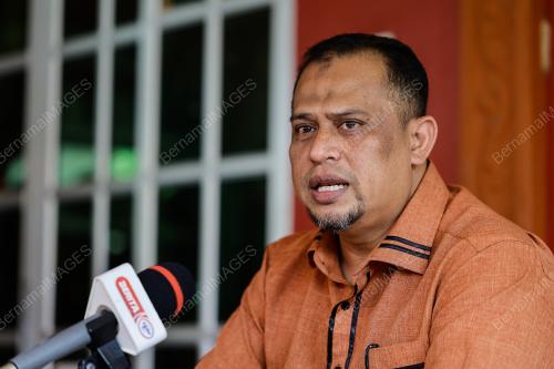 MAHADZIR ABDUL HAMID