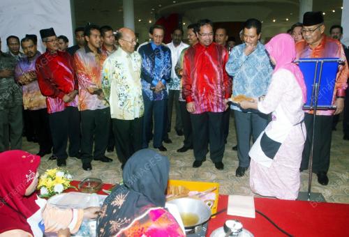 TUANKU MIZAN ZAINAL ABIDIN