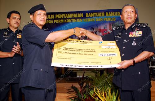 BANTUAN BANJIR WARGA PDRM KEDAH/PERLIS