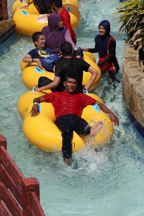 FANTASIA AQUAPARK FUN-TASTIK,JITRA