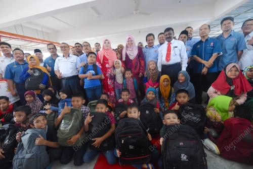 KD03_15122018_RINA_HARUN_BN201812146319
