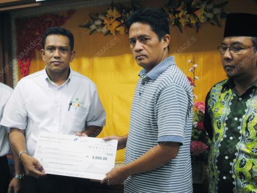 BADRUL ASRI AHMAD