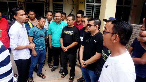 PROJEK PERUMAHAN TERBENGKALAI