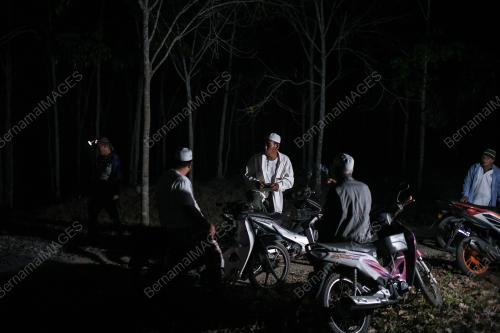 PENOREH GETAH MALAM