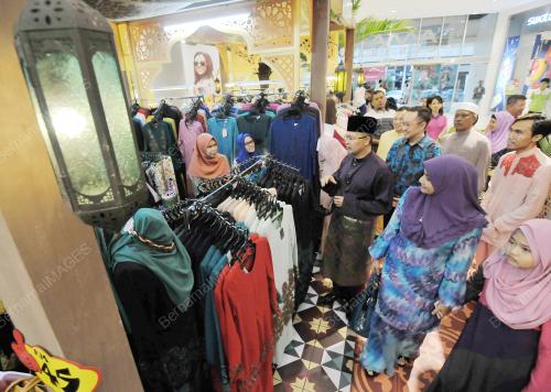 KD03_18062016_BAZAR