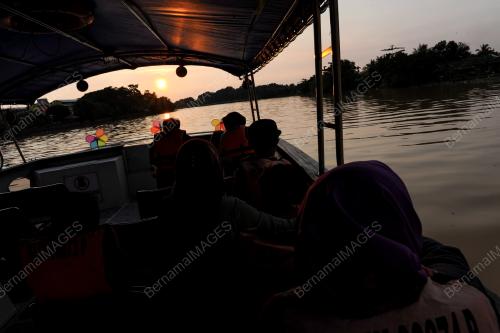 KD03_18092015_CRUISE