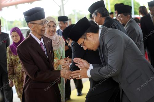KD03_18092016_AGONG
