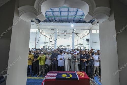KD03_18122018_SOLAT_JENAZAH_BN201812186550