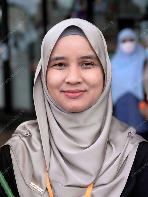 DR SAIDATUL ARDEENAWATIE AWANG