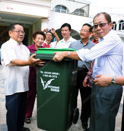 DATUK SERI CHOR CHEE HEUNG
