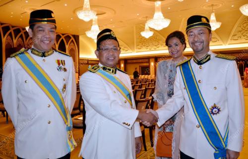 KD03_20012013_MUKHRIZ