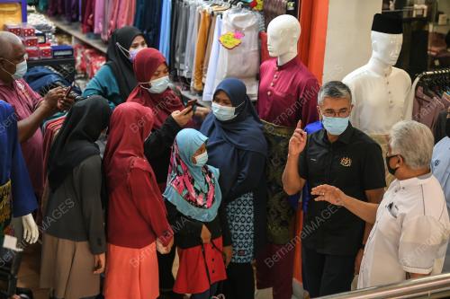 DATUK SERI TENGKU ZAFRUL TENGKU ABDUL AZIZ