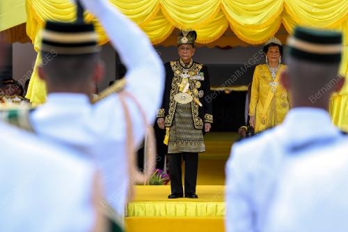 SULTAN SALLEHUDDIN IBNI ALMARHUM SULTAN BADLISHA