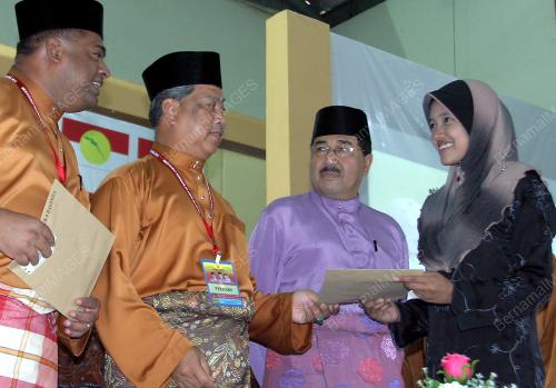 TAN SRI MUHYIDDIN YASSIN