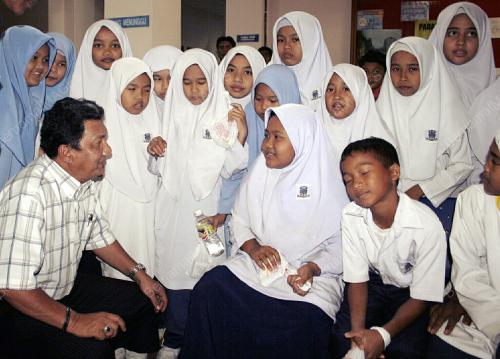 KERACUNAN MAKANAN