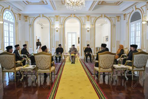AL AMINUL KARIM SULTAN SALLEHUDDIN SULTAN BADLISHAH