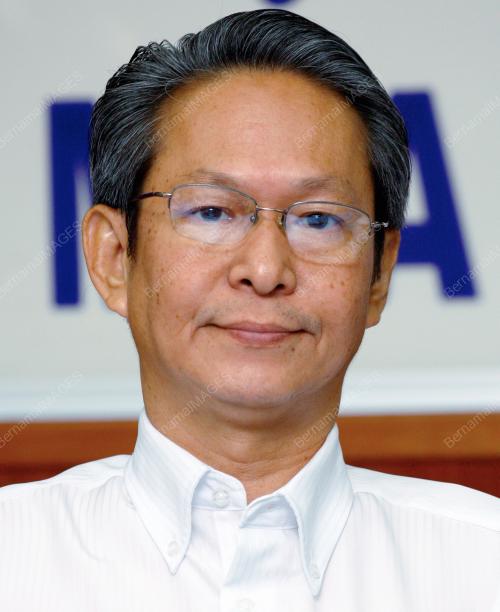 KD03_22022016_EXCO