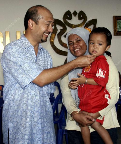 MUKHRIZ TUN MAHATHIR