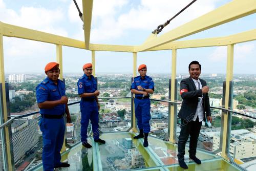 AG ASKANDAR AMPUAN YAACUB