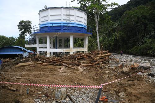 KD03_23082021_BANJIR_KILAT