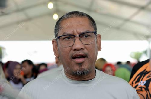 DATUK SERI AHMAD FAIZAL AZUMU