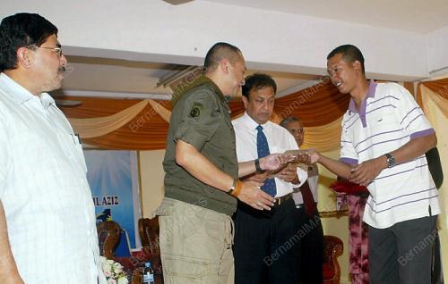 MOHAMAD NAZRI ABDUL AZIZ