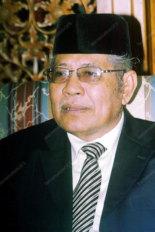 AZIZAN ABDUL RAZAK