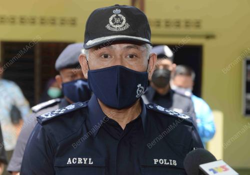 DATUK SERI ACRYL SANI ABDULLAH
