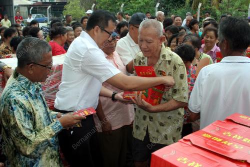 KD03_27012011_UMNO_LIMAU_2