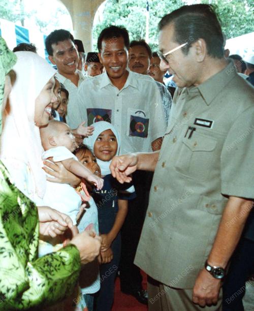 PM - MESRA DENGAN BAYI