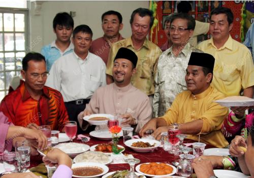 MUKHRIZ TUN MAHATHIR