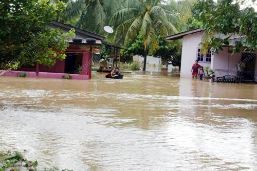 BANJIR DI BALING