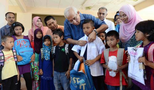 KD03_28112015_BANTUAN