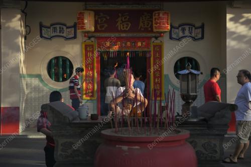 TAHUN BAHARU CINA